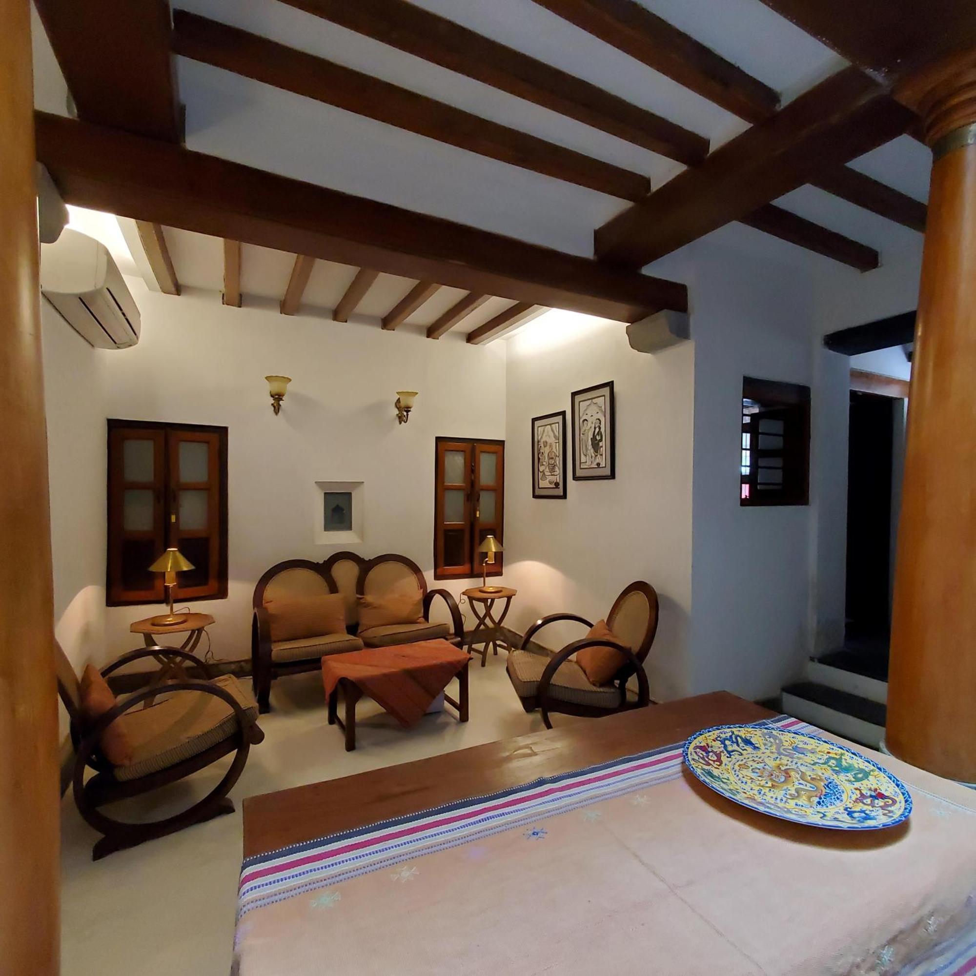 Kariappa House Hotel Puducherry Buitenkant foto