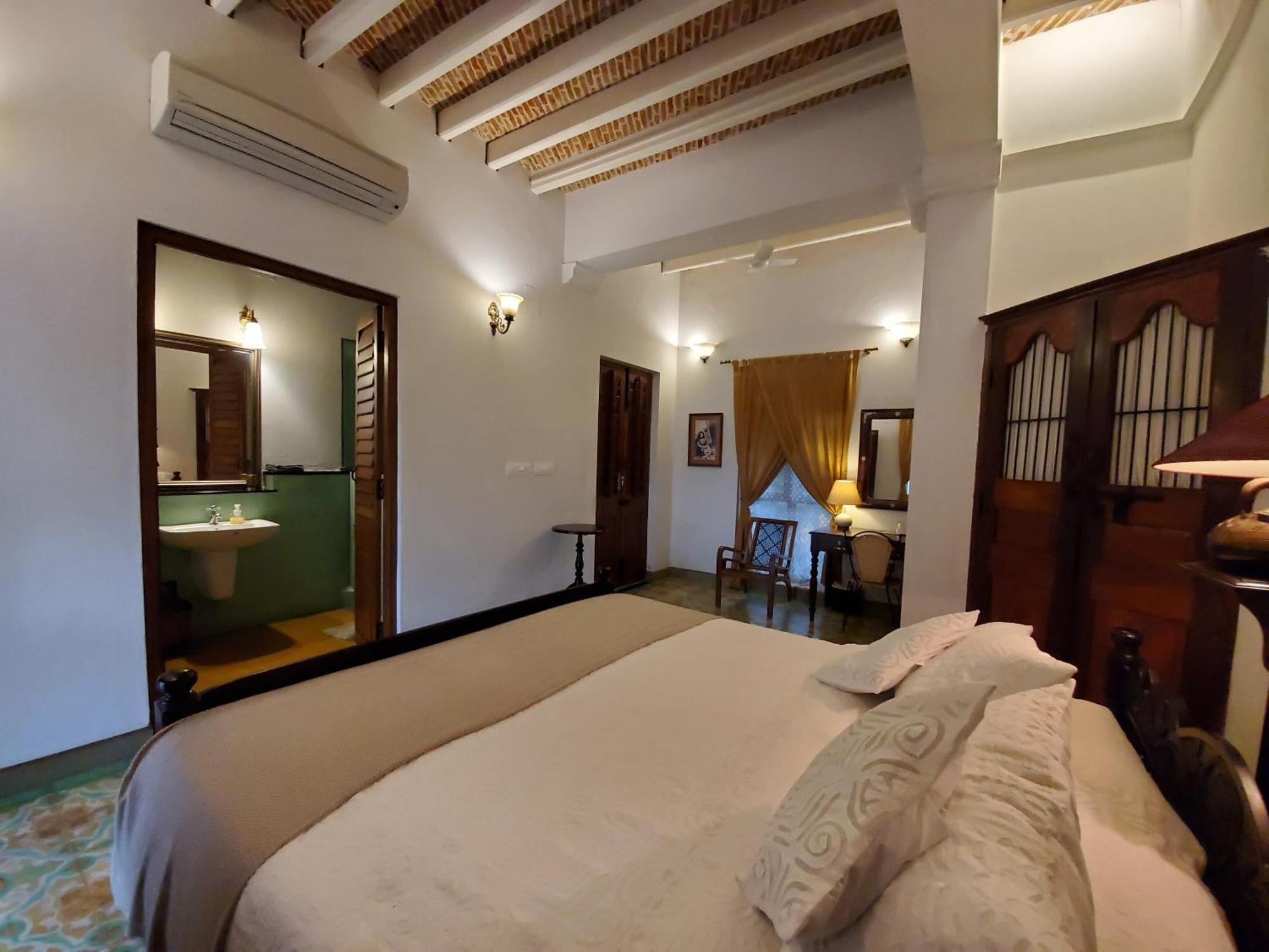 Kariappa House Hotel Puducherry Buitenkant foto