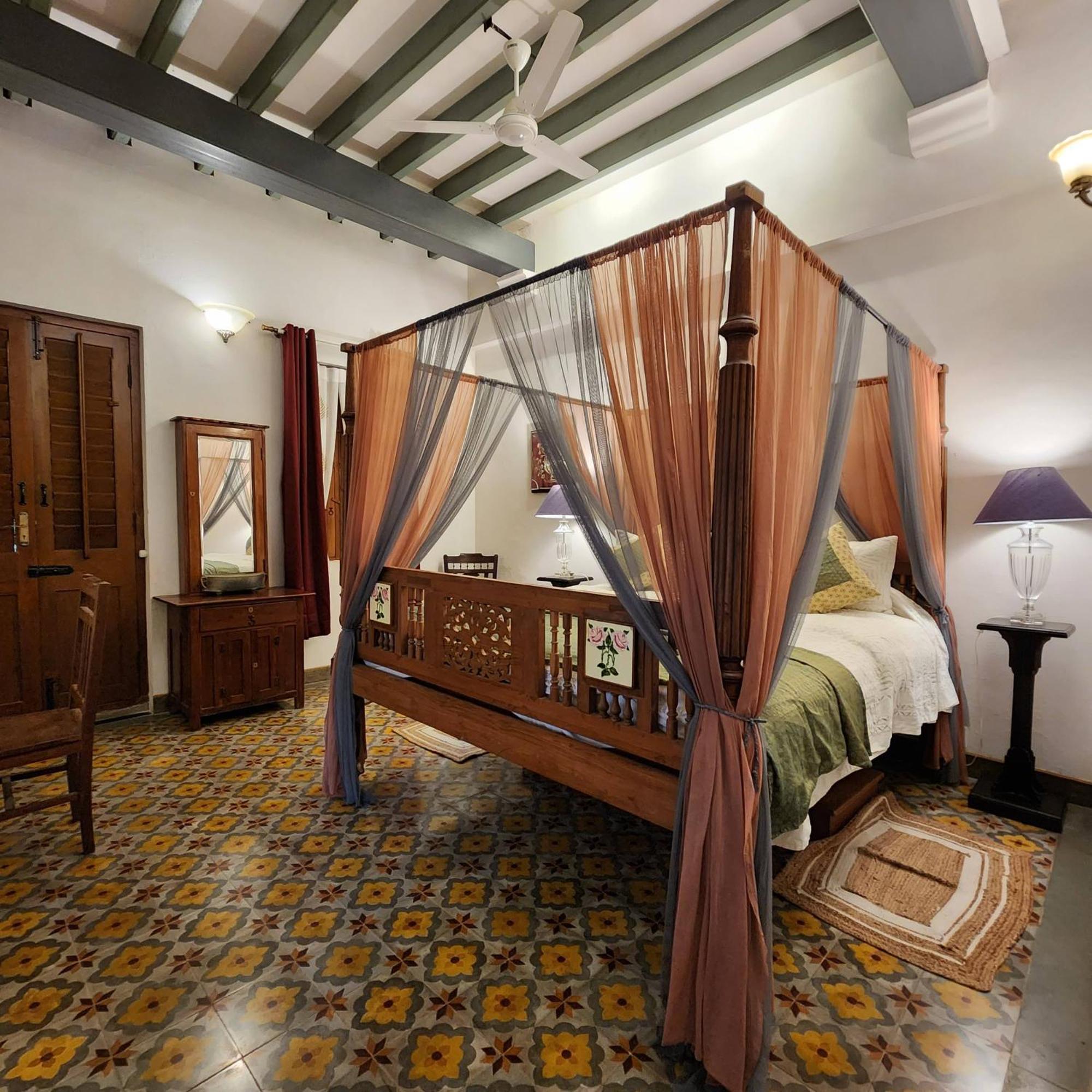 Kariappa House Hotel Puducherry Buitenkant foto
