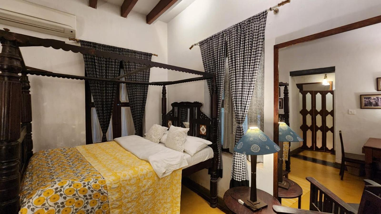 Kariappa House Hotel Puducherry Buitenkant foto